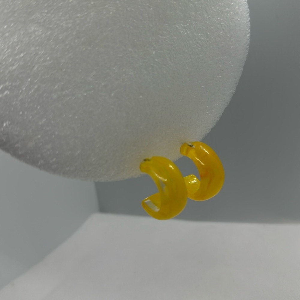 Retro Chic Translucent Yellow Hoop - Picture 7 of 15
